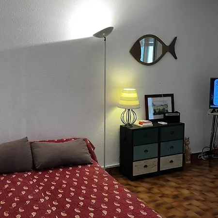 T2 Lumineux Au Port, Climatisation, Loggia Avec Vue, Parking Inclus - Fr-1-696-93 *